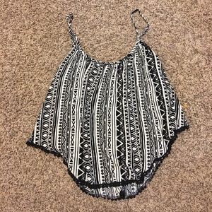 Black & white loose fit tank top