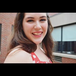 Meet your Posher, Marisa