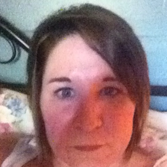 Meet your Posher, Christy - Picture 1 of 1