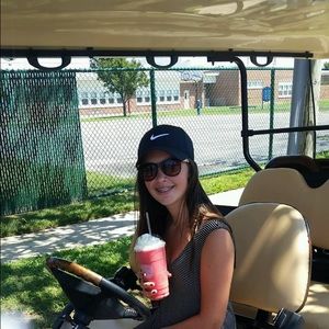 Meet your Posher, Grace