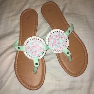 Lilly Pulitzer inspired flip flops!