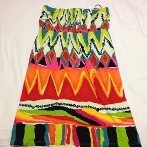 1 WEEK LEFT! Strapless sundress in geometric print