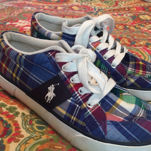 Plaid polo sneakers