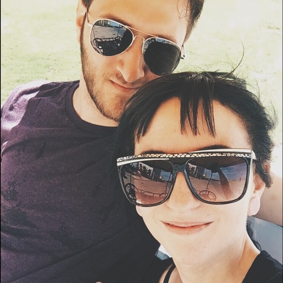 Meet your Posher, Dawnie - Picture 4 of 4