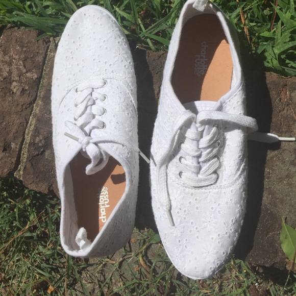 Bright White Floral Eyelet Lace Shoes