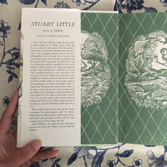Stuart Little Book - Picture 2 of 3