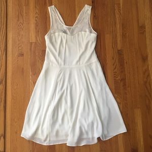 EXPRESS White Summer Dress (Size 2)
