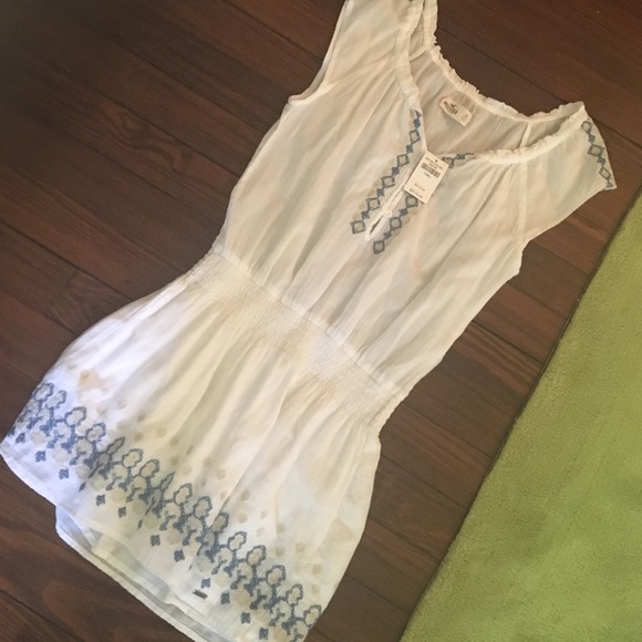 Adorable never worn with tags hollister dress