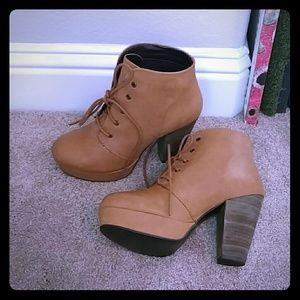 Steve Madden Raspy ankle boots