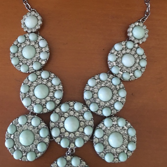 Necklace 💚 - Picture 3 of 3