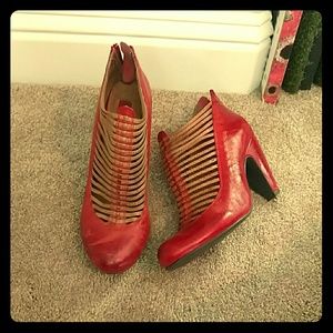 Miz Mooz Sloane caged heel