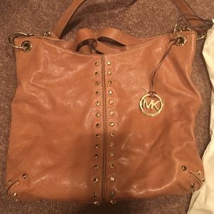 Michael Kors Uptown Astor Learher Hobo