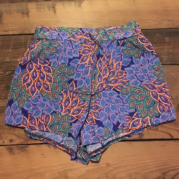 High waisted multicolored boutique shorts - Picture 1 of 1