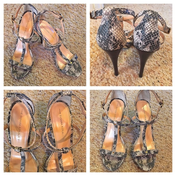 Banana Republic Snakeskin Sandals