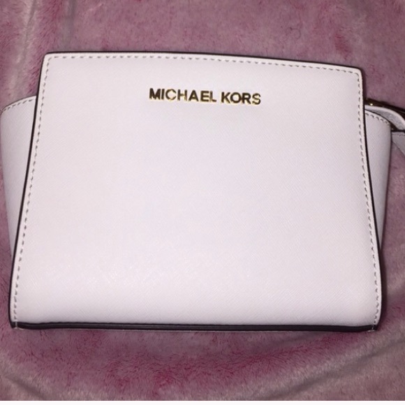 Mini Selma Michael Kors Crossbody.