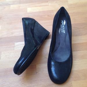 Brand new! Aerosoles black shimmer wedges.  Size 8