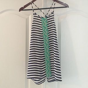 Adorable embroidered tank. Great colors.