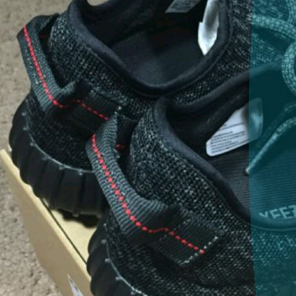 YEEZY BOOST 350 Pirate Black New