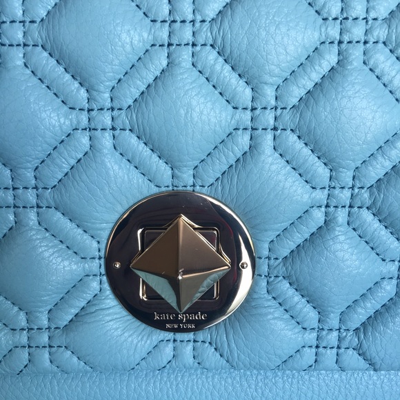 ✨Kate Spade NWT Astor Court Cynthia Shoulder Bag✨ - Picture 4 of 4