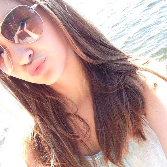 Meet your Posher, Kate - Picture 1 of 1