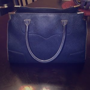 Black Rebecca Minkoff handbag