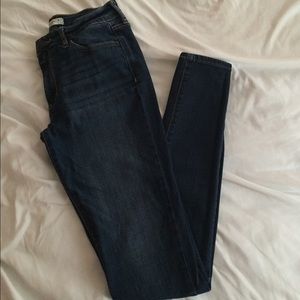 🎉SALE🎉 Abercrombie & Fitch skinny jeans