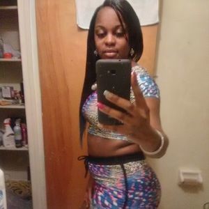 Meet your Posher, Korie