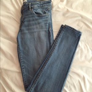 🎉SALE🎉 Abercombie & Fitch skinny jeans