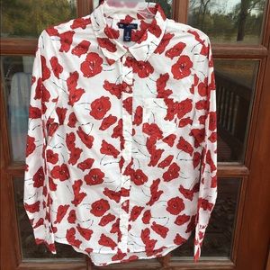 New Gap Botton Down Shirt Size S