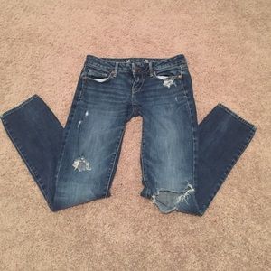 American eagle distressed jeans