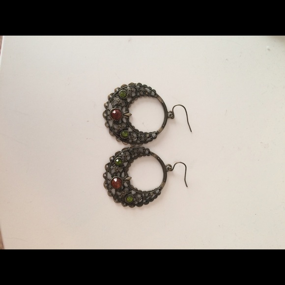 Earring bundle - Picture 3 of 4