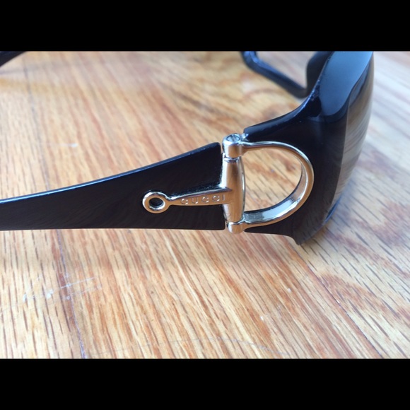😎 SOLD Authentic Gucci Sunglasses 😎 SOLD - Picture 2 of 4