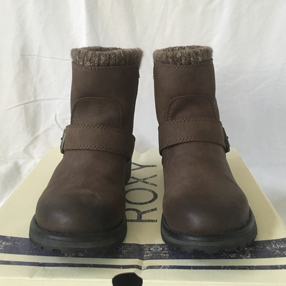 Roxy brown ankle boots