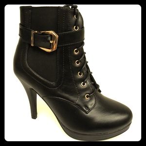 Bonnibel Black Matty Buckle Bootie New