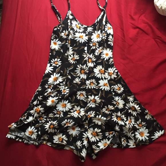 UO Daisy Romper!