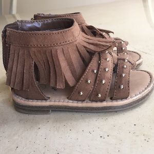 Size 6 toddler girl fringe sandals