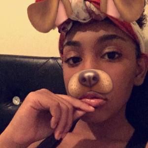 Meet your Posher, Kristal