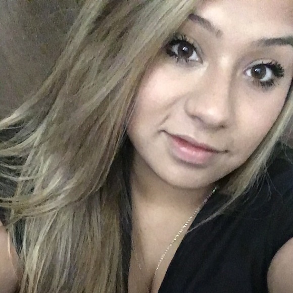 Meet your Posher, Destiny