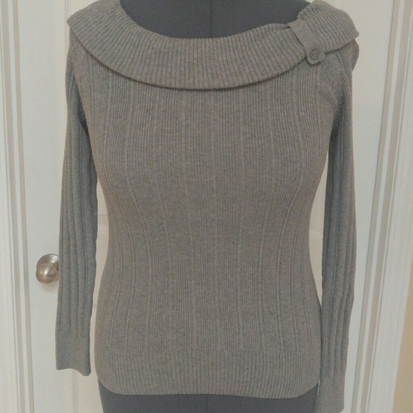 Boatneck sweater