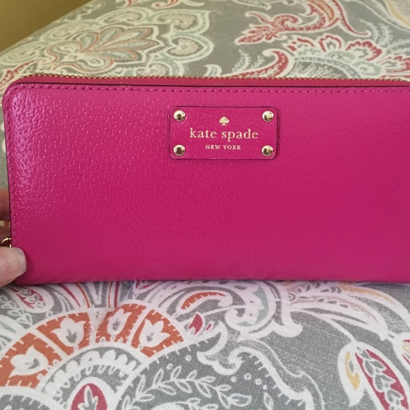 Kate Spade Neda Wallet