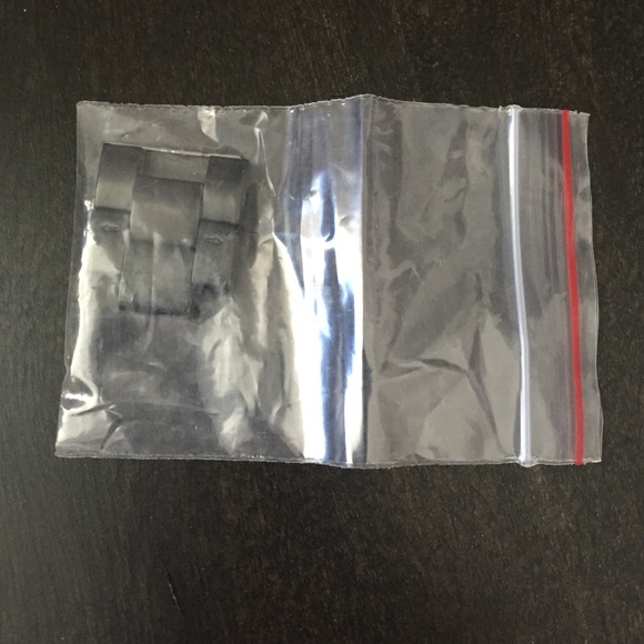 Black Fossil Watch - Picture 3 of 3