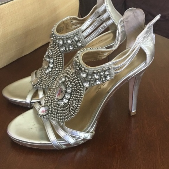 Antonio Melani heels