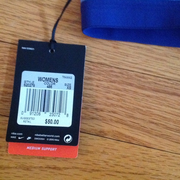 🎉FINAL PRICE 🎉NWT Nike Pro Fierce Sports Bra - Picture 4 of 4