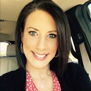 Meet your Posher, Tina