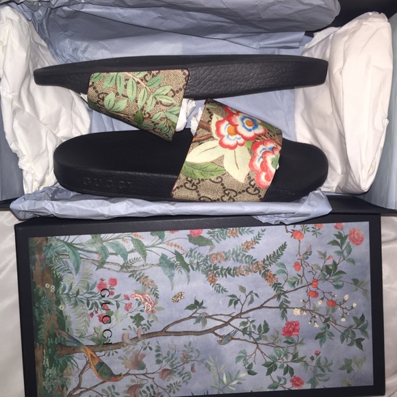 Gucci Pursuit Sandals (SOLD) - Picture 3 of 4