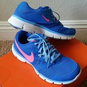 FINAL PRICE Women's NIKE flex experience rn3