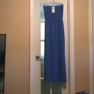**Reduced** Blue Maxi dress size large with tags
