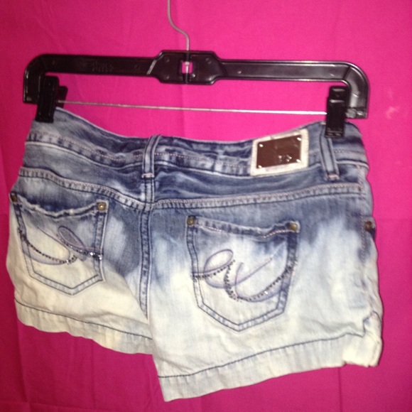 Express shorts - Picture 3 of 3