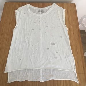 White Cotten hole t-shirt