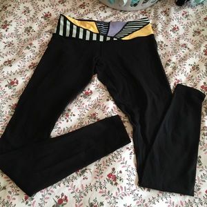 Lululemon Wonder Under reversible leggings!